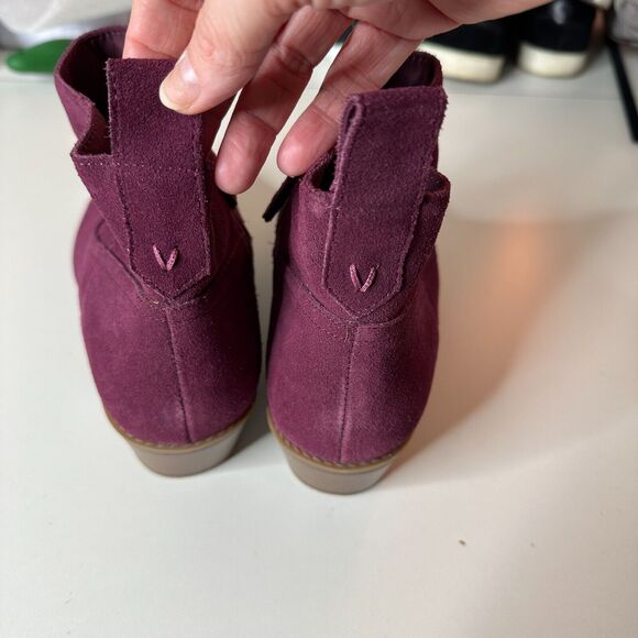Vionic Vera Chic Eggplant Purple Sueded Ankle Boots Side Zipper Low Heels 8.5 - Picture 10 of 14